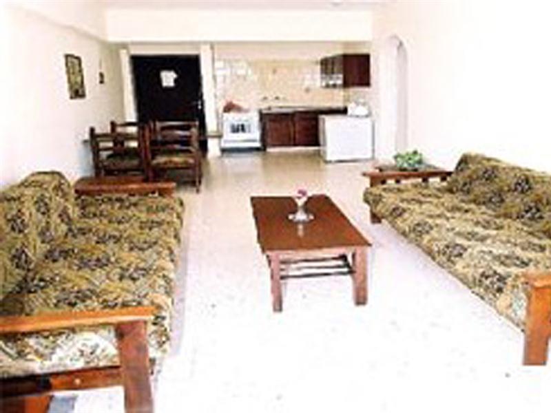 Hilltop Gardens Hotel Apartments Paphos Exterior photo
